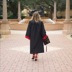 Meet your Posher, Savannah